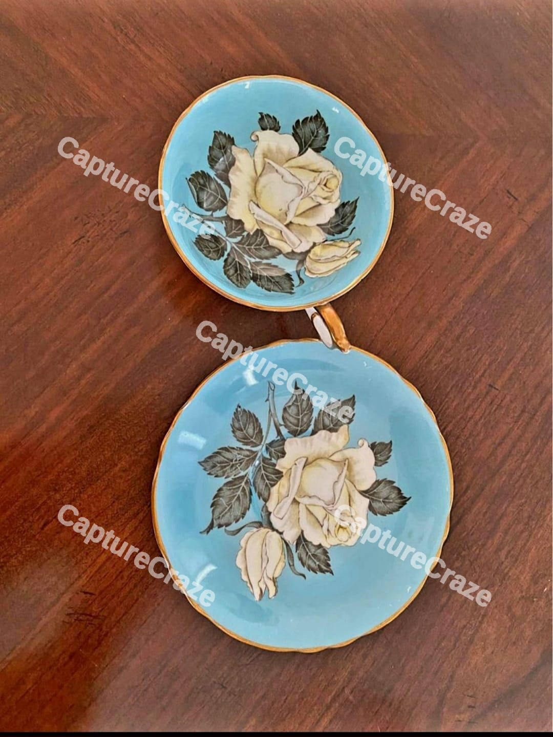 Floral blue tea cup